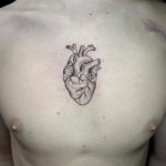 Tatuaggio cuore Milano