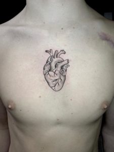 Tatuaggio cuore Milano