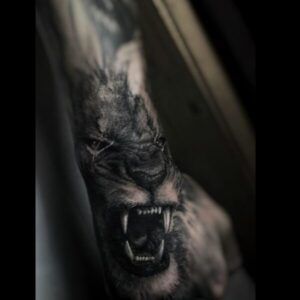 Realistico-600x600
